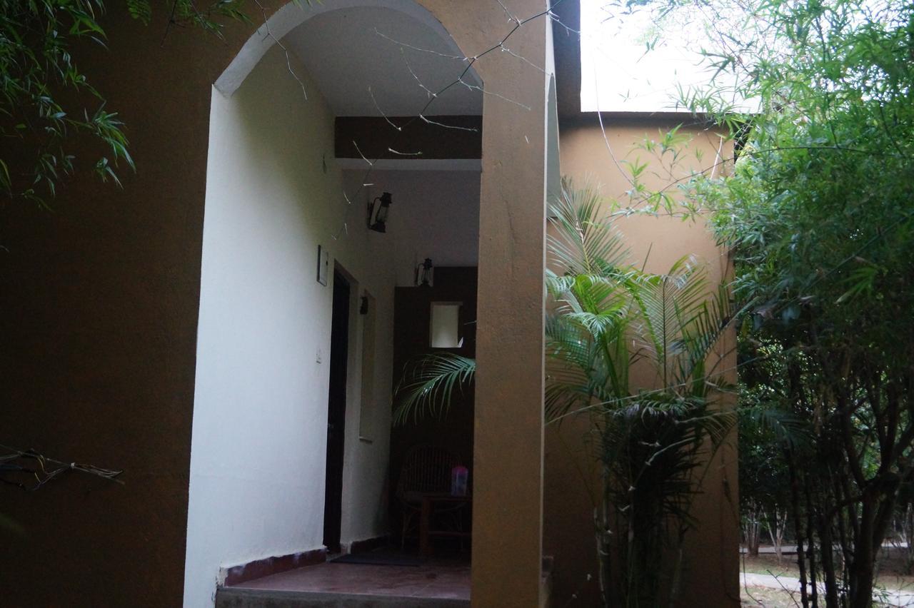 Mogli Resort Kānha Exterior foto